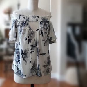 NWOT off the shoulder Watercolor print top